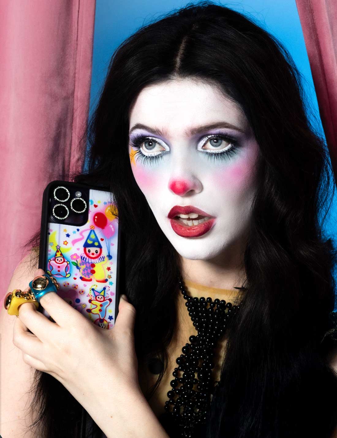Lifestyle Image 03 Clown Around