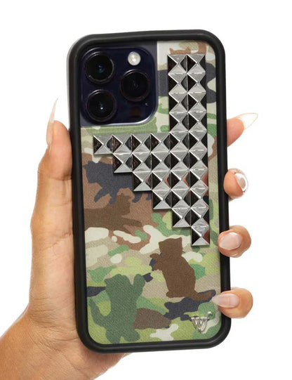 貓咪迷彩鉚釘iPhone手機殼