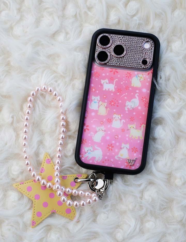 Supporting Image 03 Claire Drake iPhone Case