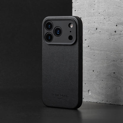 Active Case for iPhone 17 Pro/Max