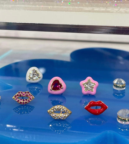 MINI LUCKY STUD EARRING