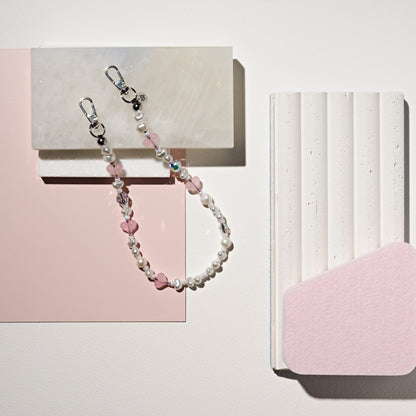 Love On Venus Wristlet Phone Chain