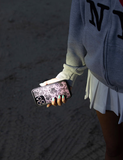 Lifestyle Image 03 Lace Lover