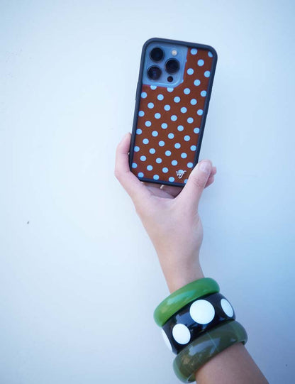 Lifestyle Image 07 Polka Dot | Brown and Blue