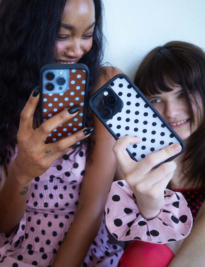 Lifestyle Image 02 Polka Dot | Brown and Blue