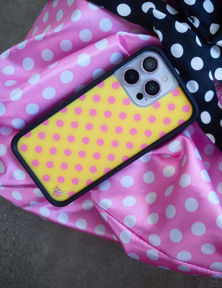 Lifestyle Image 03 Polka Dot | Yellow and Pink