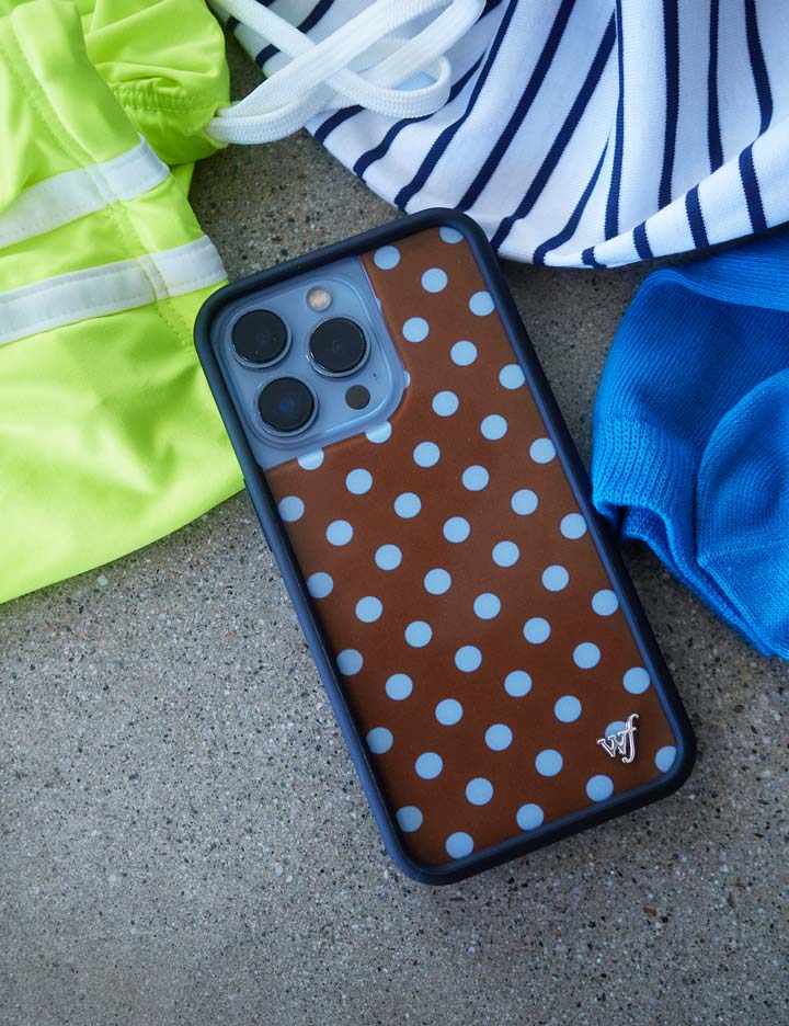 Lifestyle Image 05 Polka Dot | Brown and Blue